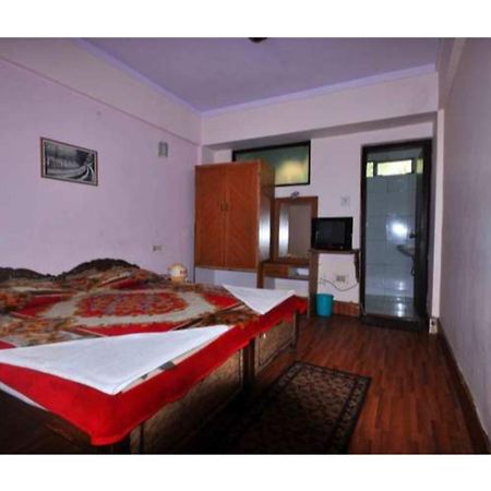 Anamika Hotel Найнитал Экстерьер фото